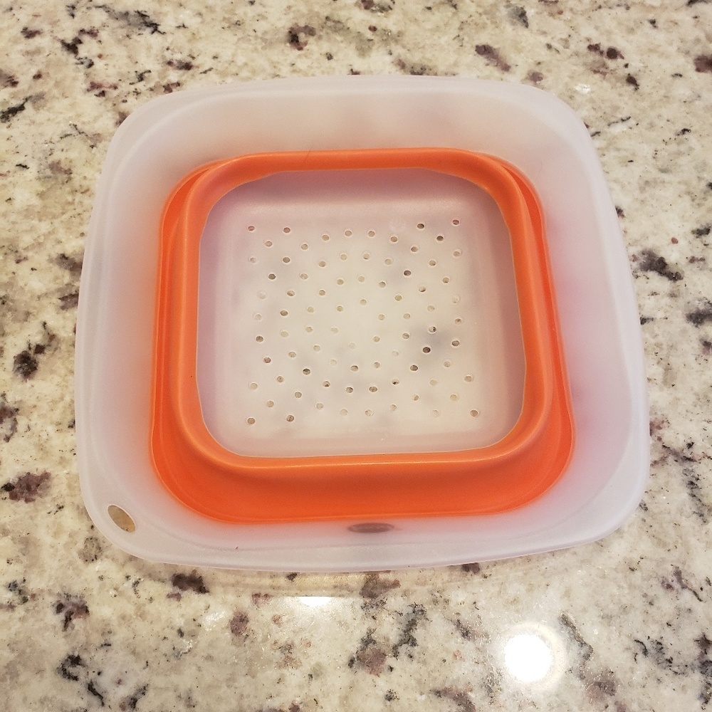 Food Network Collapsible Colander